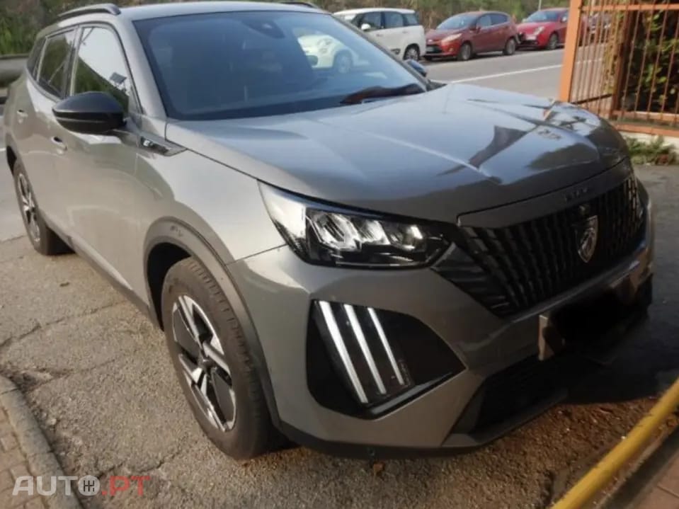 Peugeot E-2008 50 kWh Allure Pack