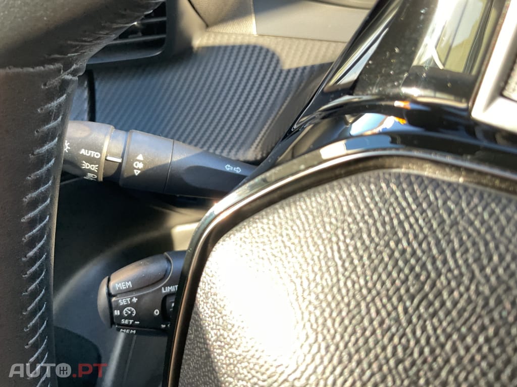 Peugeot 2008 1.2 PureTech Style