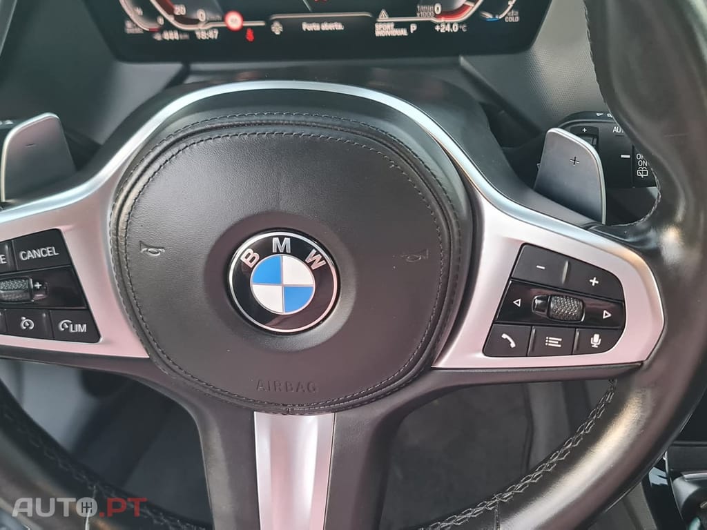 BMW 118 d Pack Desportivo M