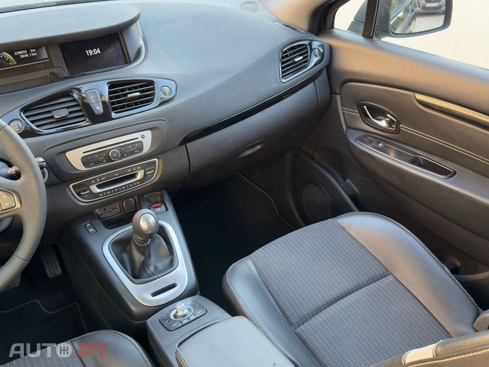 Renault Grand Scénic 1.5 dCi Dynamique S 7L