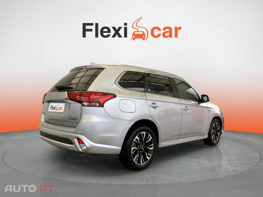 Mitsubishi Outlander 2.0 PHEV Intense Navi