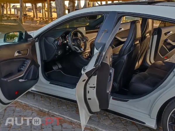 Mercedes-Benz CLA 45 AMG Shooting Brake 4-Matic