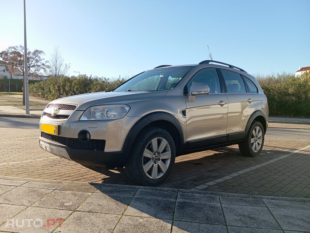 Chevrolet Captiva suv 7 lugares