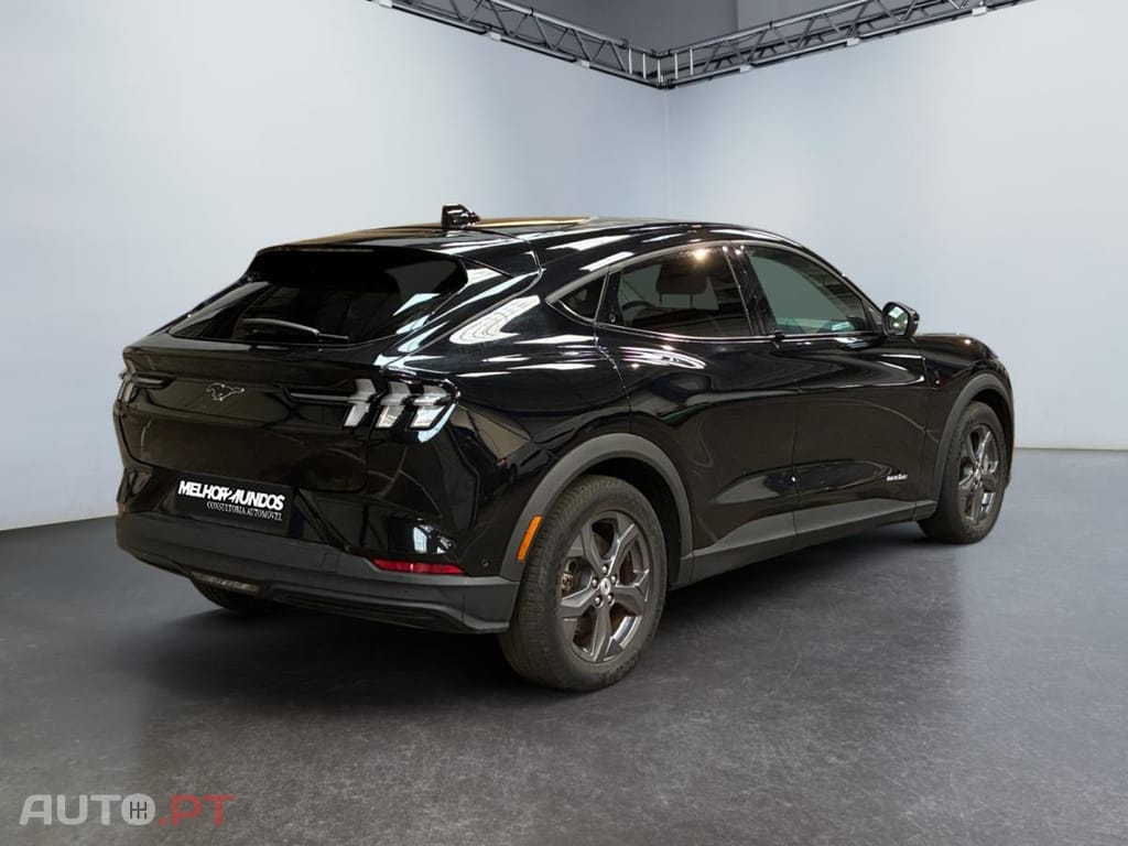 Ford Mustang Mach-E Standard Range