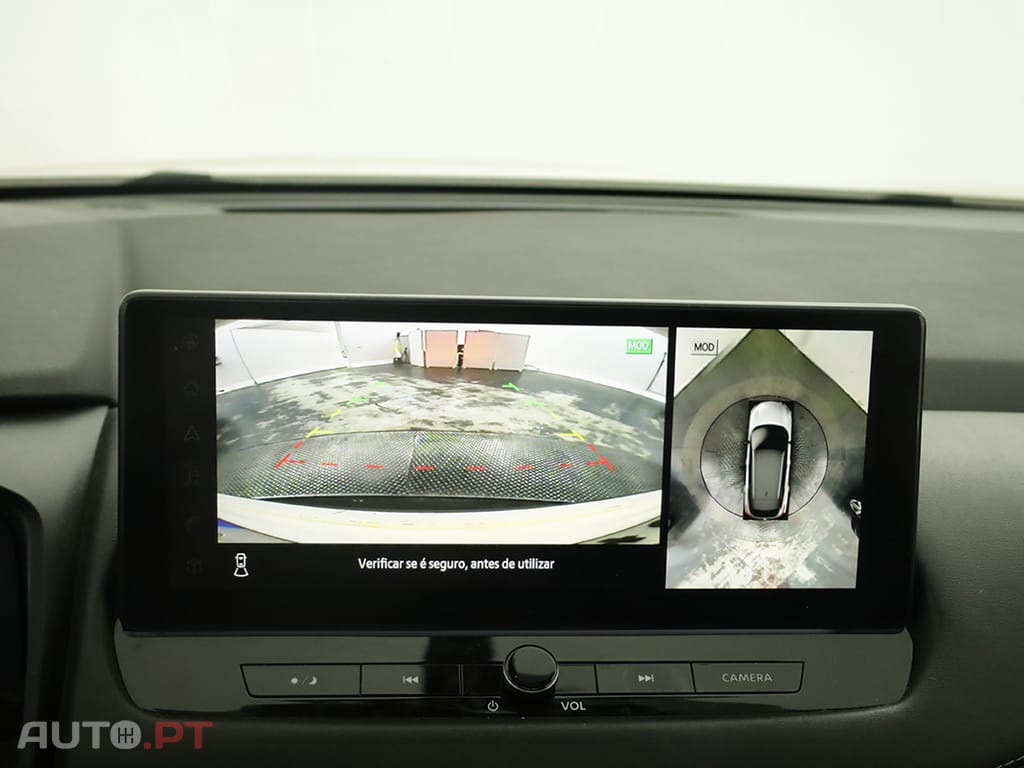 Nissan Qashqai Qashqai 1.3 DIG-T N-Connecta LED Xtronic