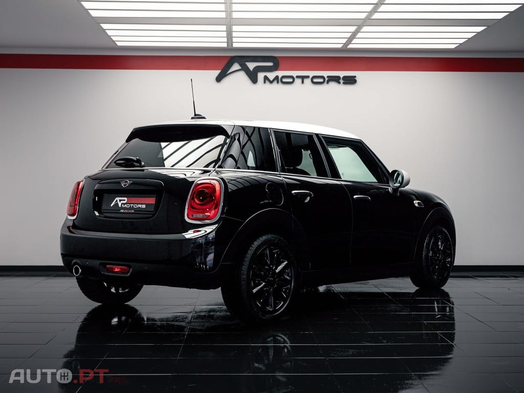 MINI Cooper Cooper D