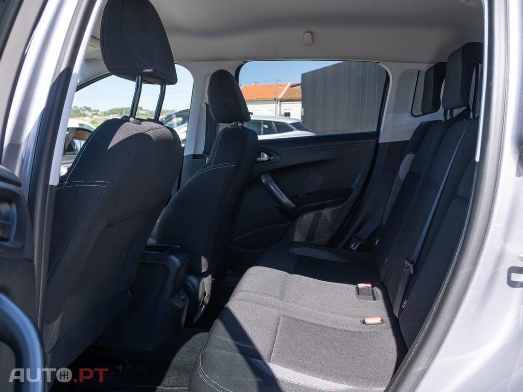 Peugeot 2008 1.2 PureTech Style