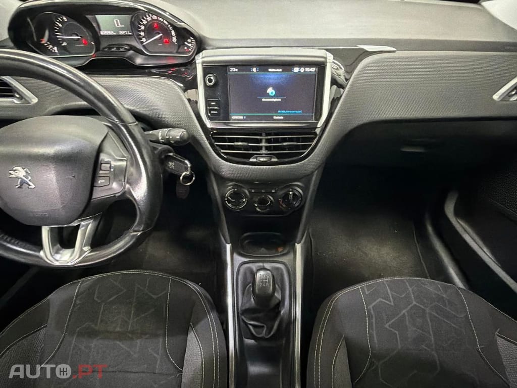 Peugeot 2008 1.2 PureTech Active
