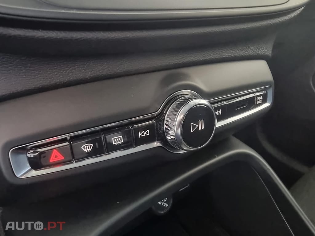 Volvo XC40 1.5 T4 PHEV Inscription Expression