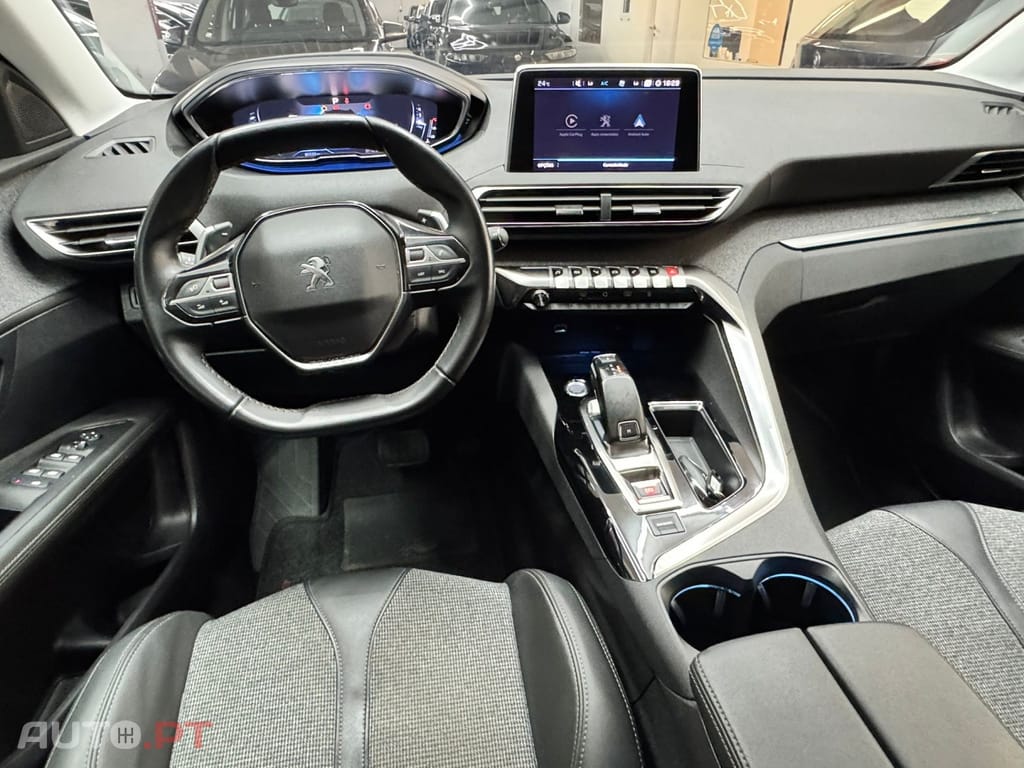 Peugeot 3008 1.2 PureTech Allure EAT8