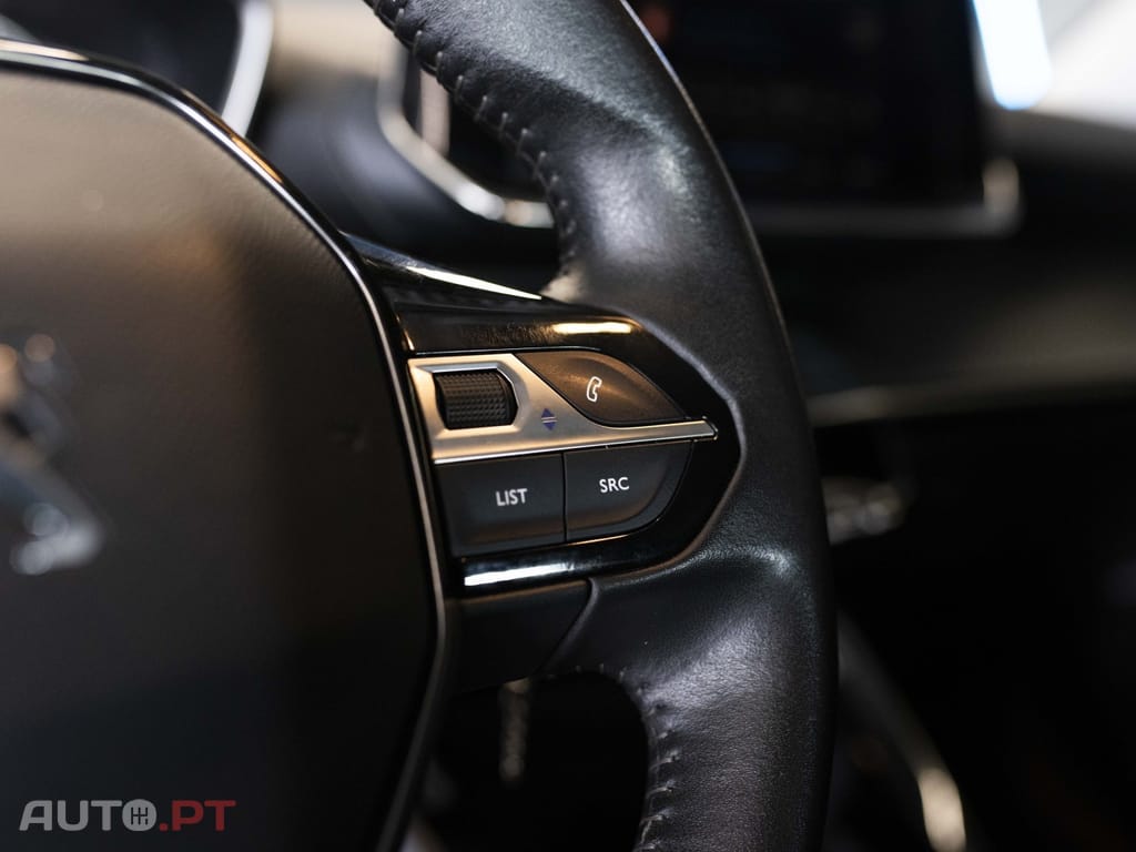 Peugeot 2008 1.5 BlueHDi Active