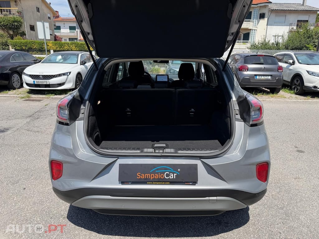 Ford Puma 1.0 EcoBoost MHEV Titanium Design