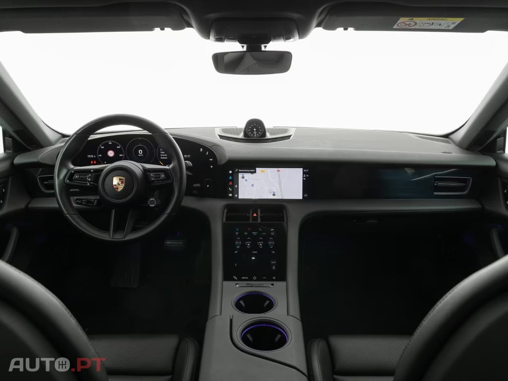 Porsche Taycan Bose