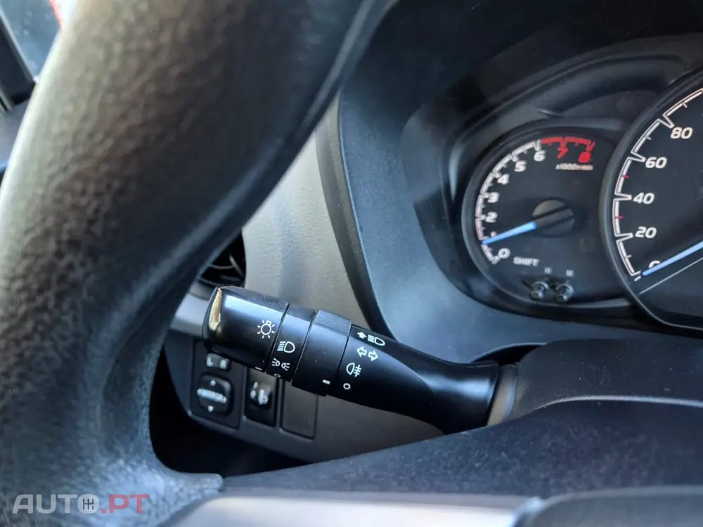 Toyota Yaris 1.5 VVT-i Active