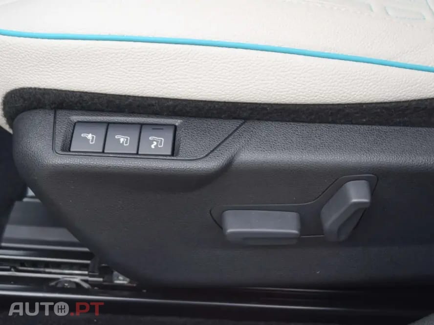 Fiat 600 1.2 Hybrid La Prima