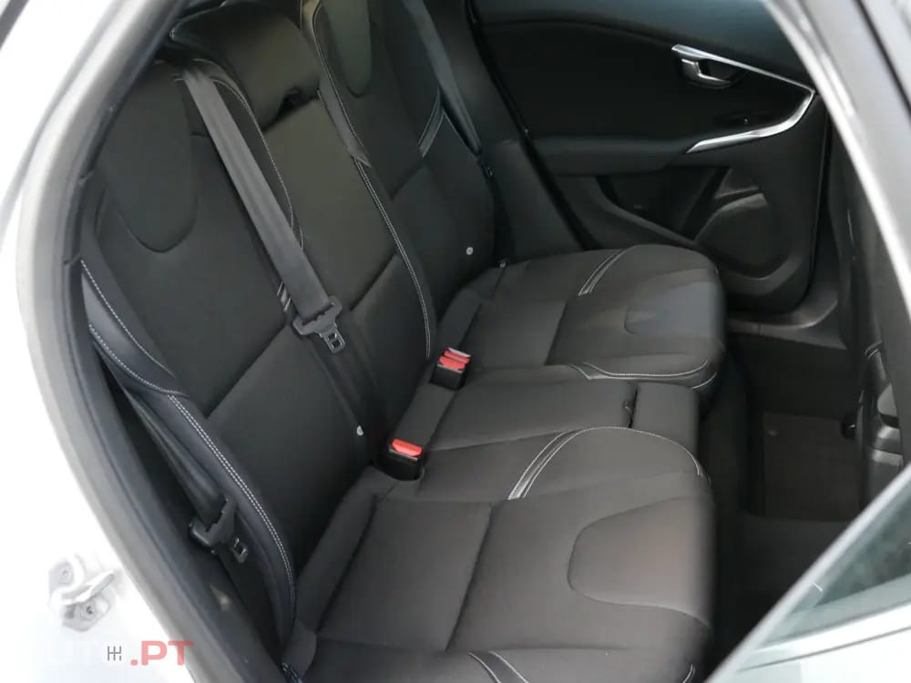 Volvo V40 1.6 D2 Momentum