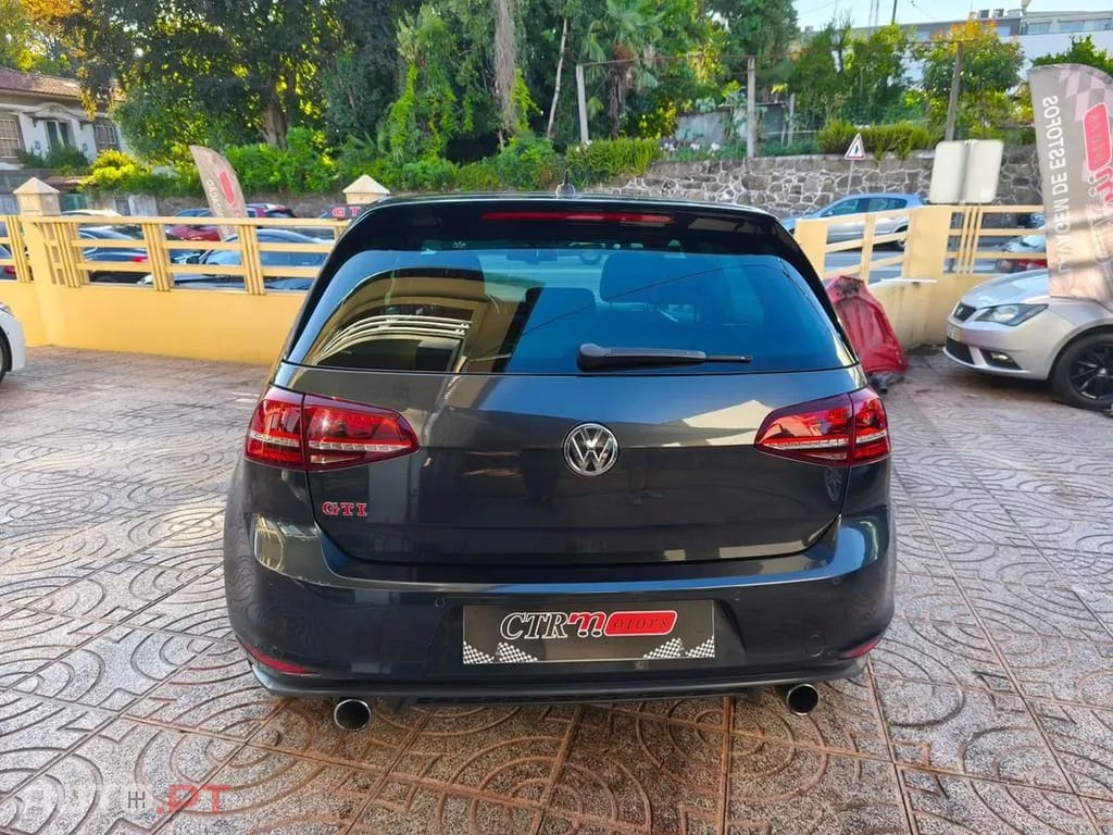 Volkswagen Golf  Gti Performance Bluemotion