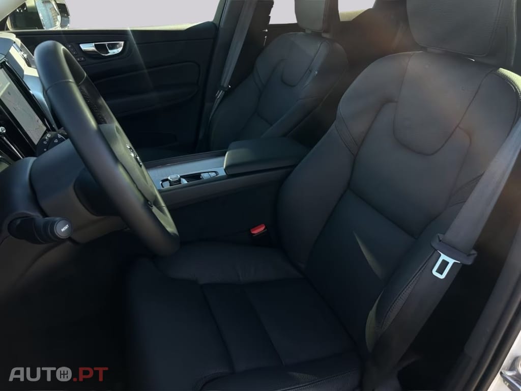 Volvo XC60 T8 Plus  I.V.A DEDUTIVEL