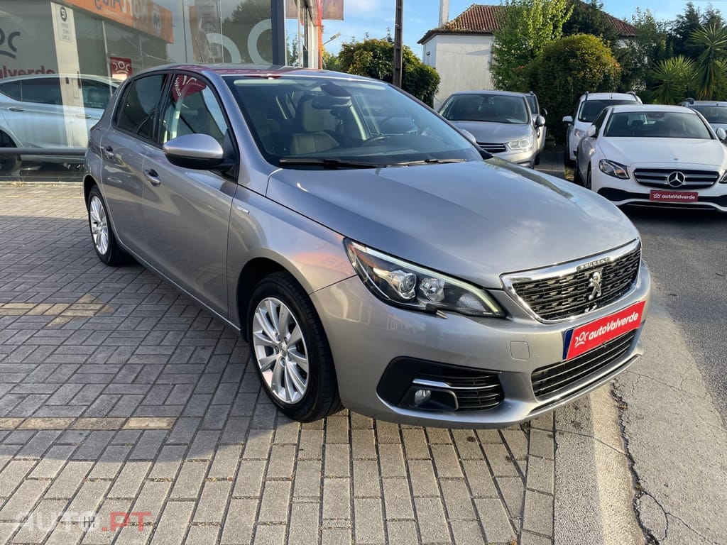 Peugeot 308 1.5 BlueHDi Style