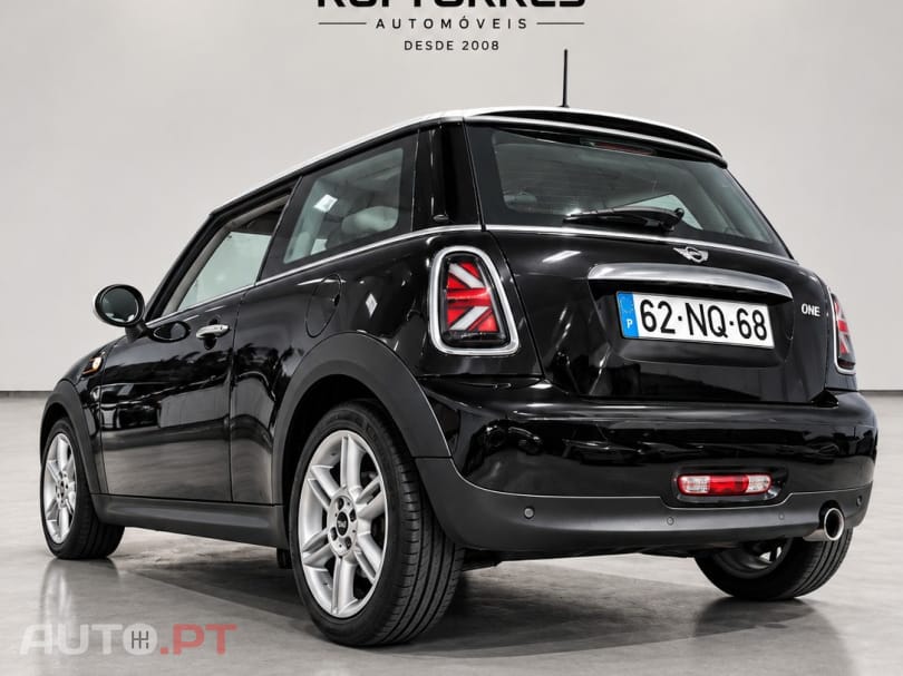 MINI Cooper One 1.6