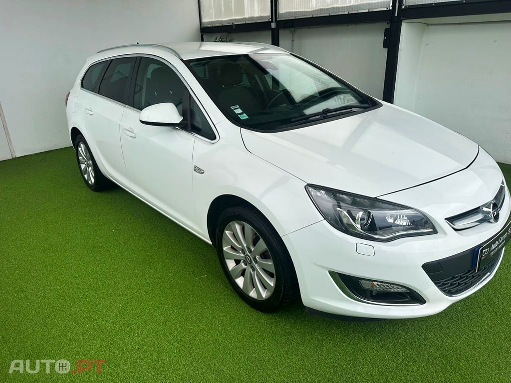 Opel Astra Sports Tourer Excite