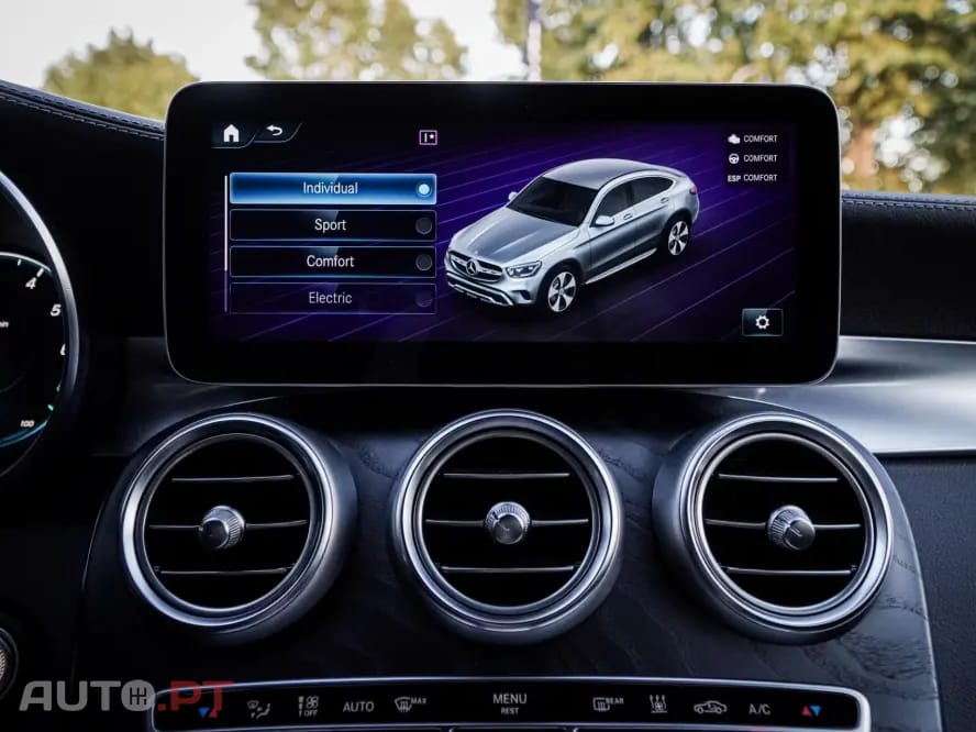 Mercedes-Benz GLC 300 de Coupe 4Matic 9G-TRONIC AMG Line