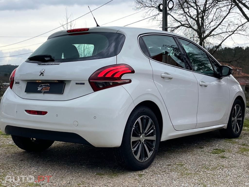 Peugeot 208 1.6 BlueHDi Allure