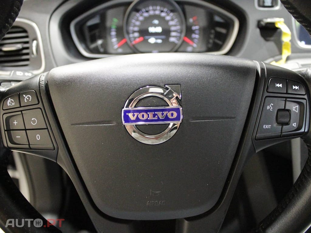 Volvo V40 Cross Country 2.0 D2 Kinetic Geartronic