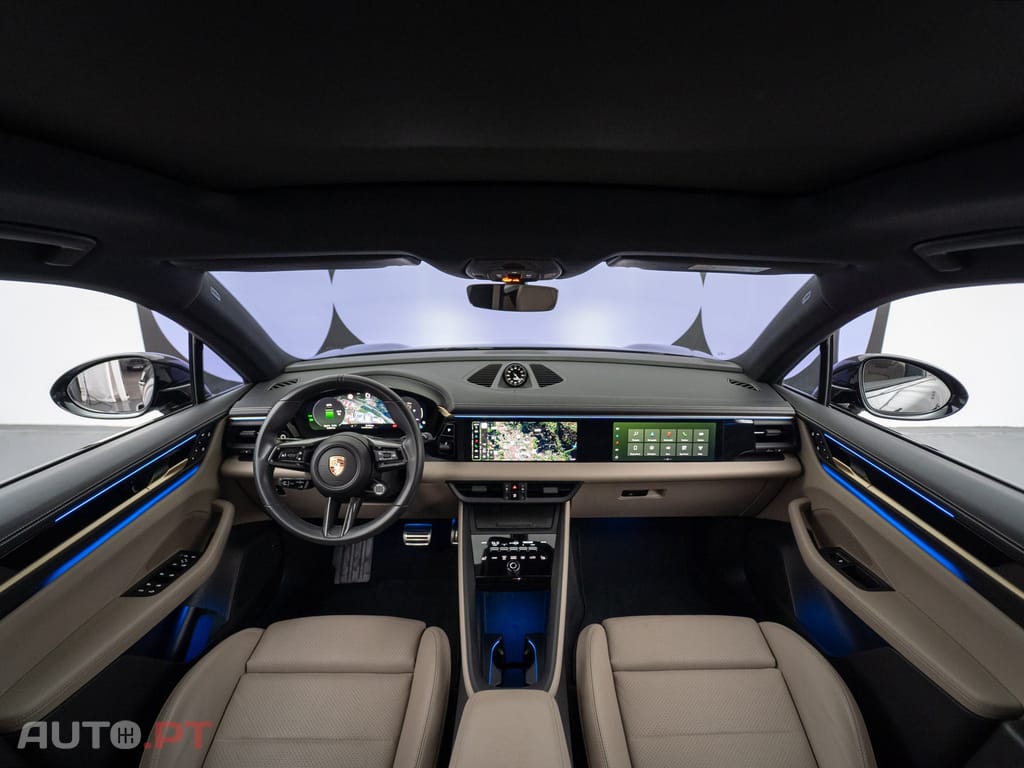 Porsche Macan Electric 4