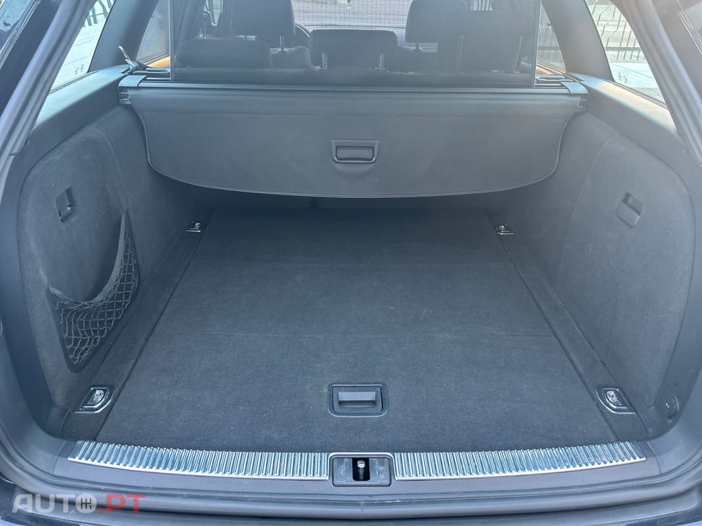 Audi A4 Avant 2.0TDi S-Line
