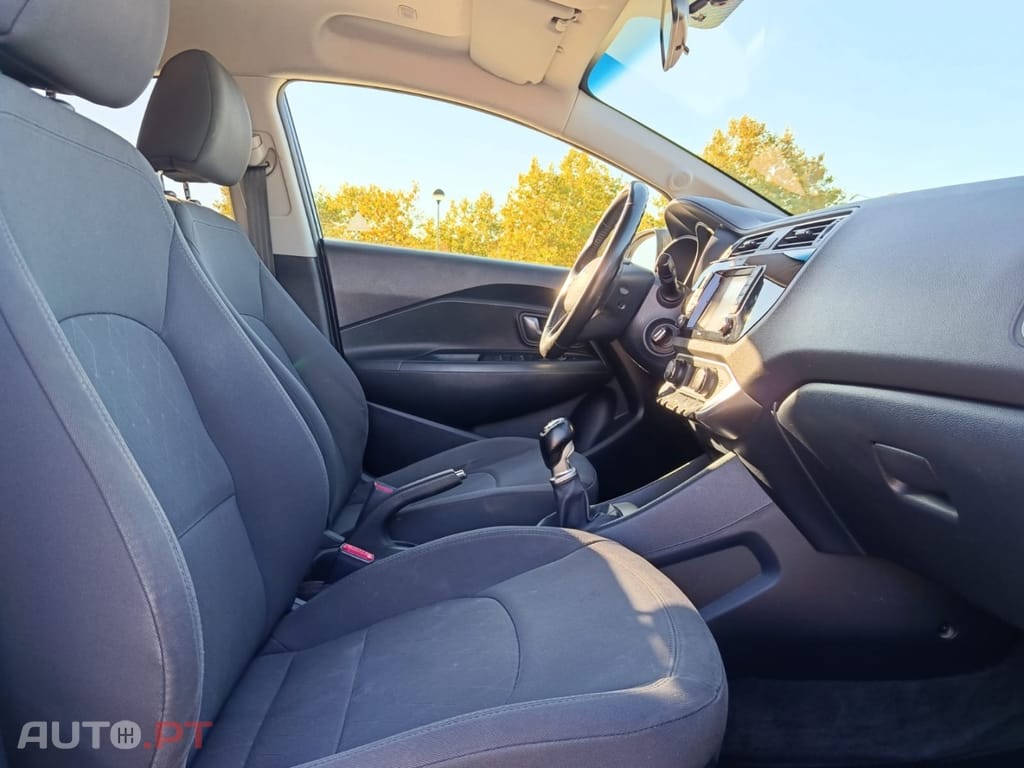 Kia Rio 1.1 CRDi TX ISG