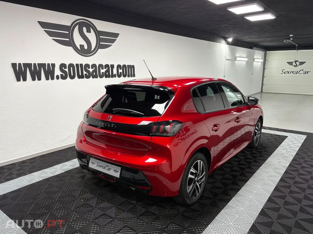 Peugeot 208 1.2 PureTech Allure EAT8