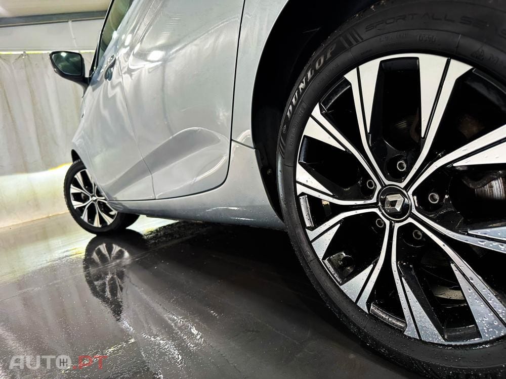 Renault Zoe Outro