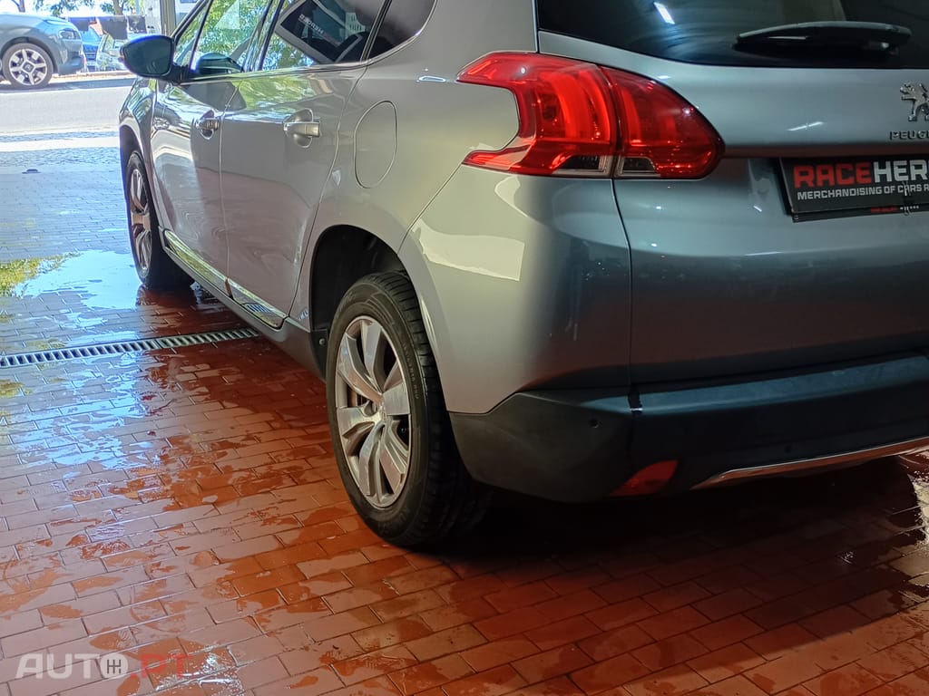 Peugeot 2008 1.2 VTI