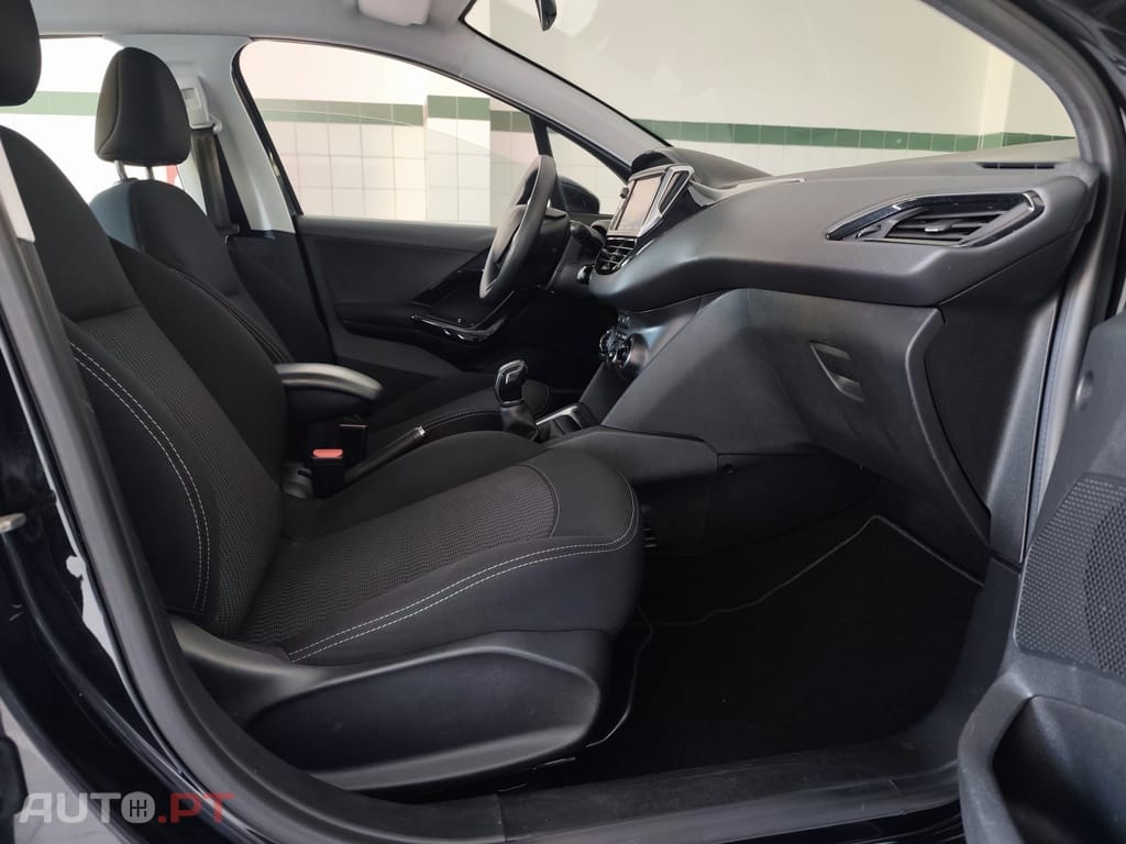 Peugeot 208 1.6 BlueHDi Active