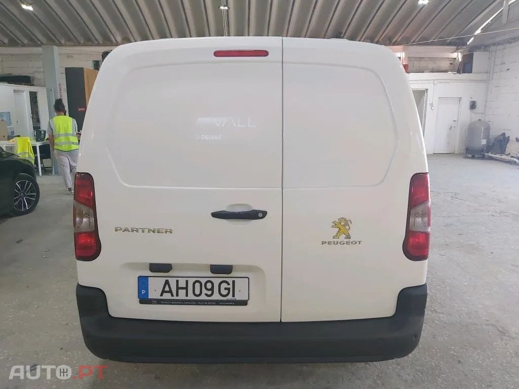 Peugeot Partner 1.5 BlueHDi Pro Longa