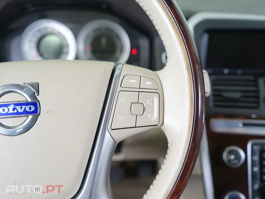 Volvo XC60 2.0 D3 Summum Geartronic