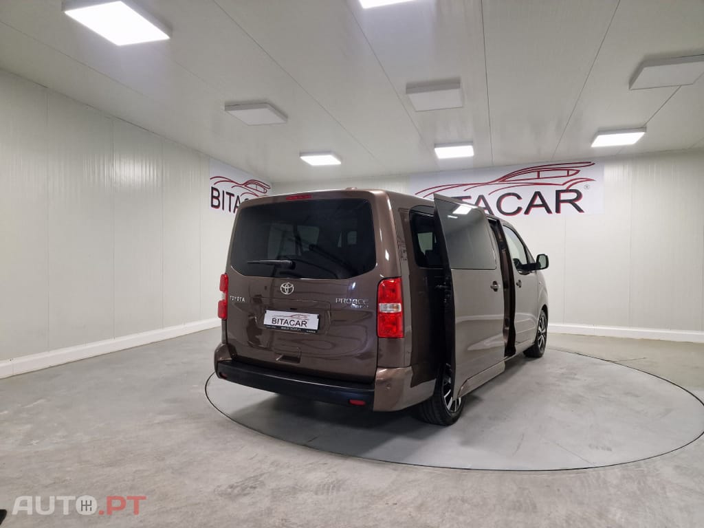 Toyota Proace Verso COMBI 1.6 D-4D L2 GPS 9 LUGARES