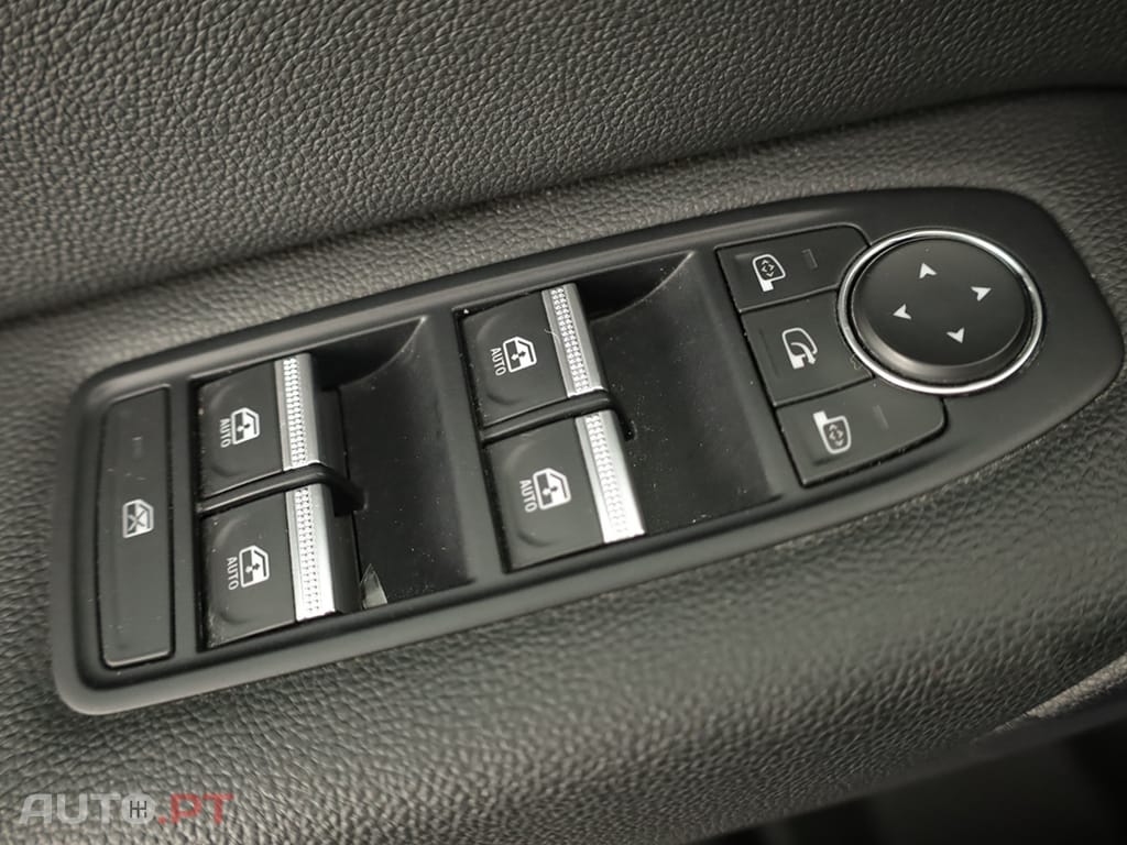 Renault Captur Captur 1.0 TCe Techno Bi-Fuel