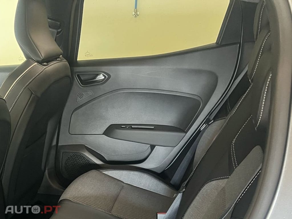 Renault Clio Techno 100 TCe Bi-fuel