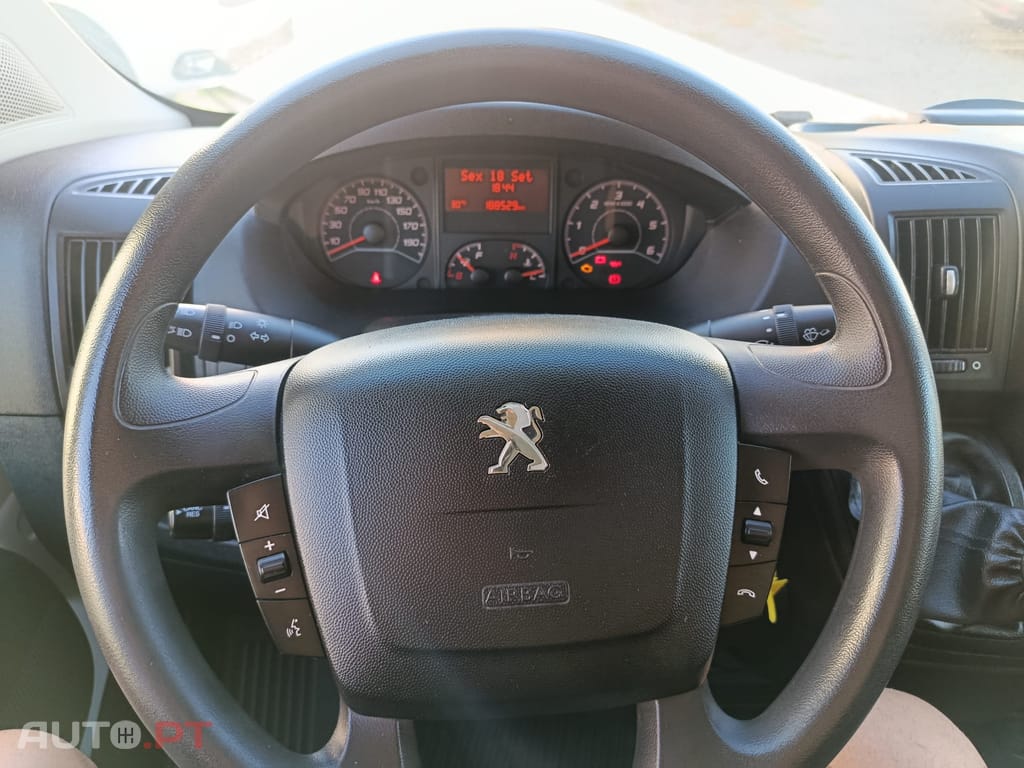 Peugeot Boxer 2.2 BlueHDI 120cv L2H2