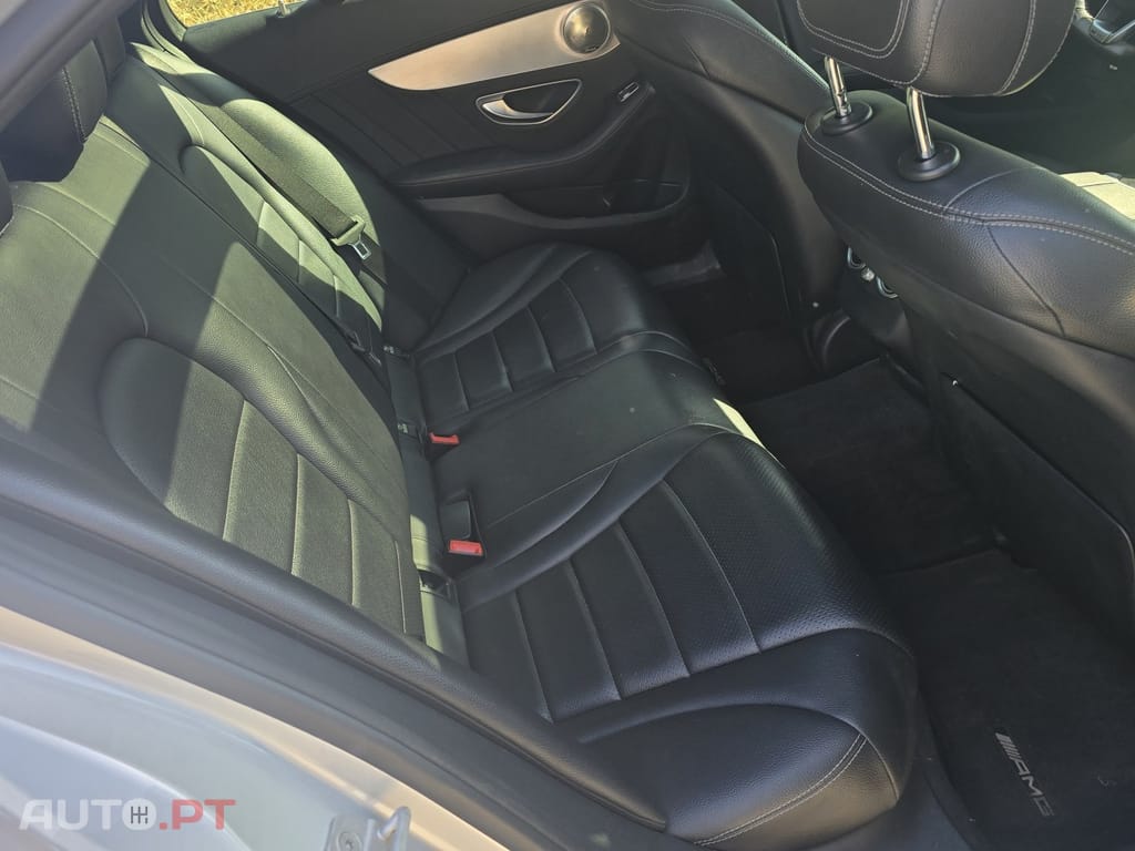 Mercedes-Benz C 300 BlueTEC Hybrid AMG Line