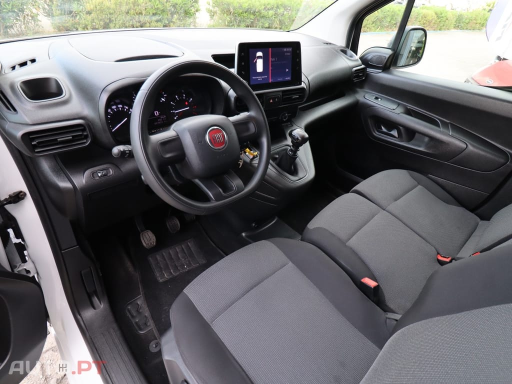 Fiat Doblo 1.5 BlueHDi 3 lugares