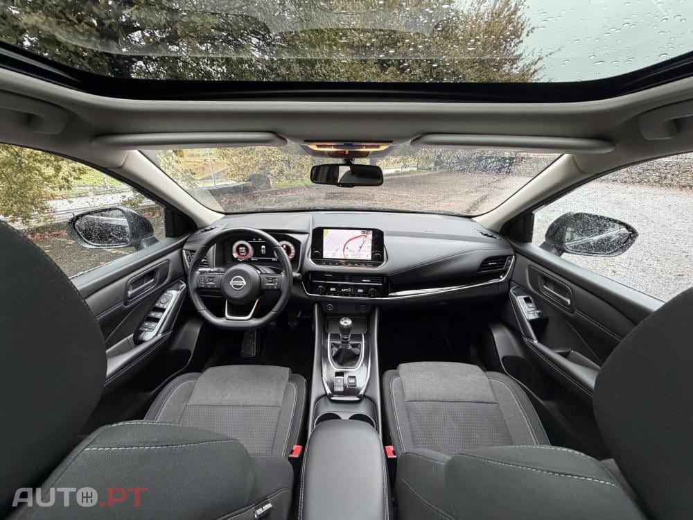 Nissan Qashqai 1.3 DIG-T N-Connecta J18