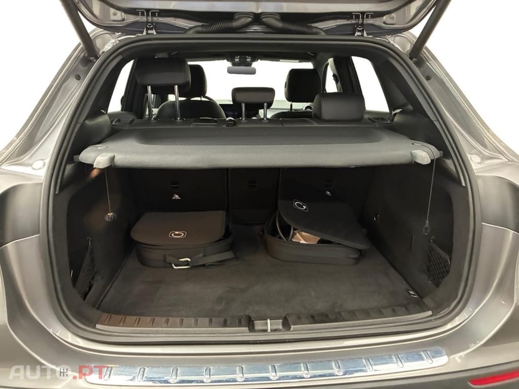 Mercedes-Benz GLA 250 e Business Line 8G-DCT