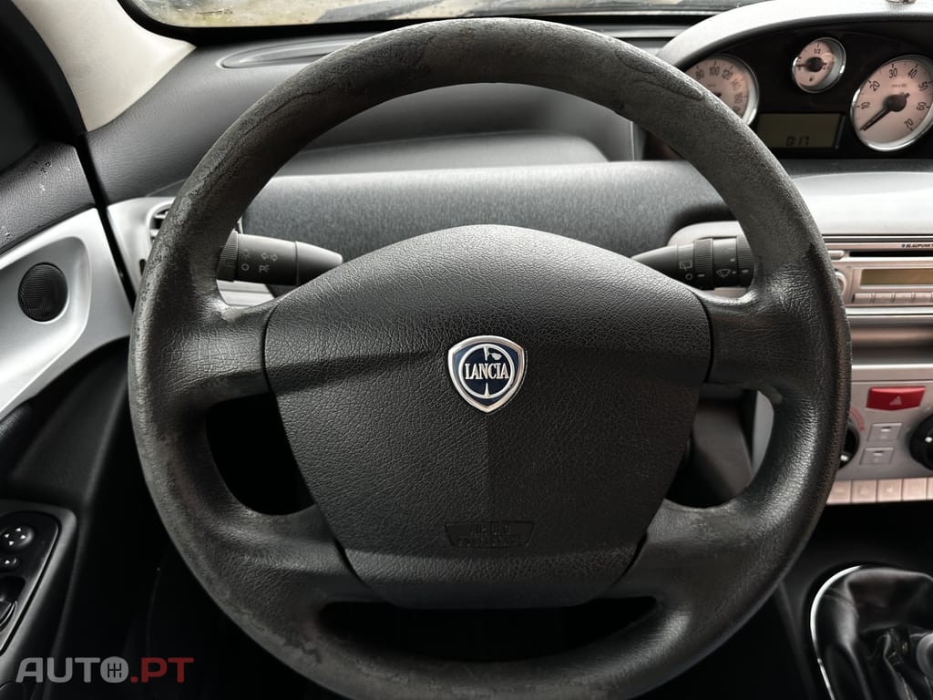 Lancia Ypsilon 1.2 Argento