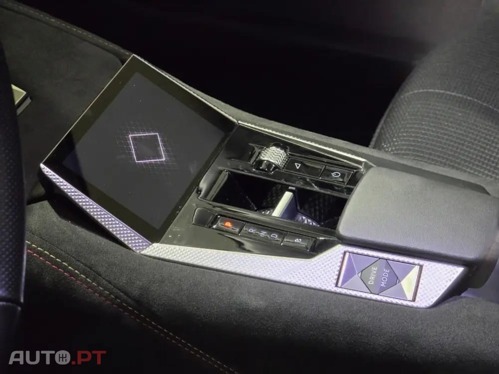 DS DS4 E-TENSE 225 PERFORMANCE LINE+