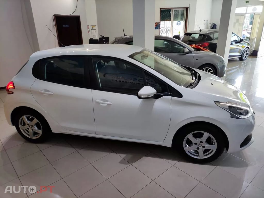 Peugeot 208 1.2 PureTech Active
