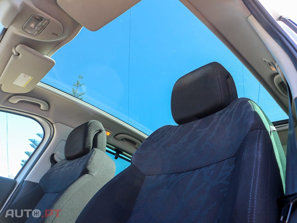 Peugeot 3008 1.6 HDi Premium