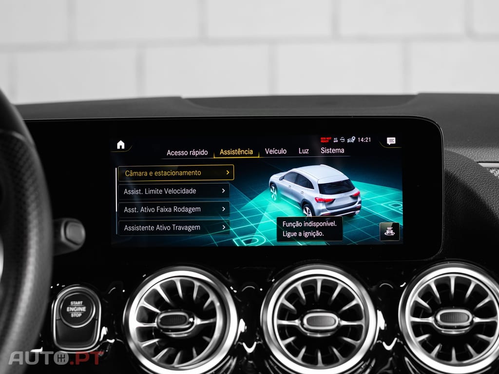 Mercedes-Benz GLA 250 e AMG Line